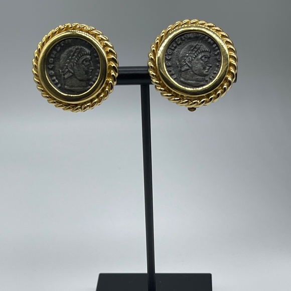 Vintage Ciner Roman Coin Necklace and Earring Set - Signed - Picture 2 of 4